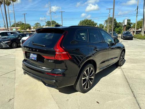 2025 Volvo XC60 B5 Plus
