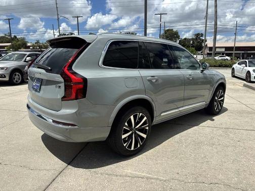 2026 Volvo XC90 B5 Core