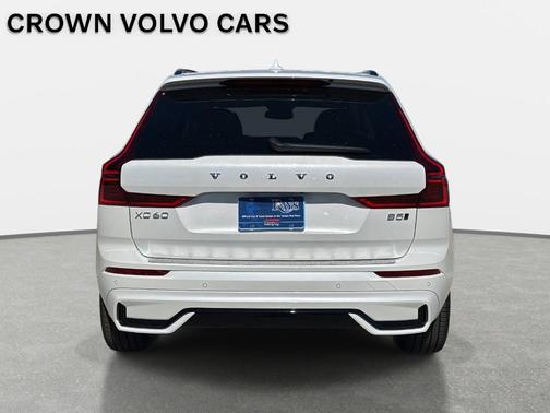 2026 Volvo XC60 B5 Ultra