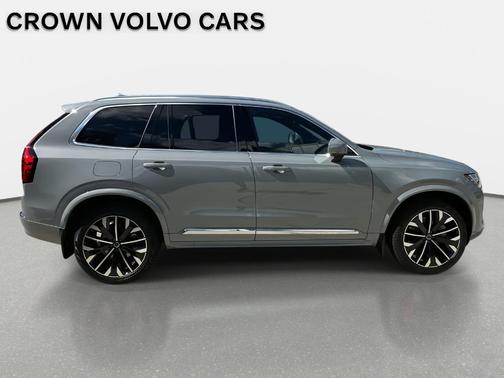 2025 Volvo XC90 Plug-In Hybrid T8 Core 7-Seater