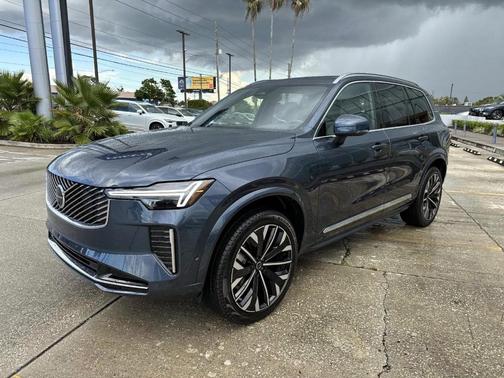 2026 Volvo XC90 B6 Plus 7-Seater