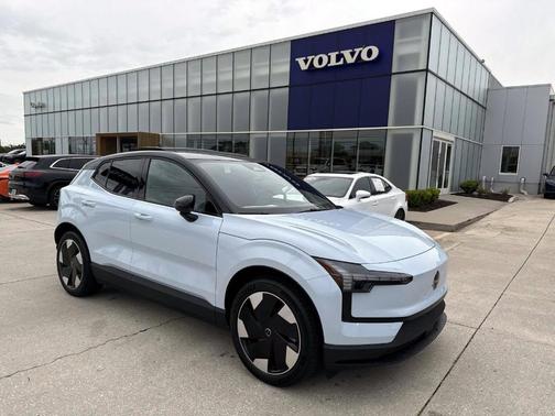 2025 Volvo EX30 Twin Motor Plus