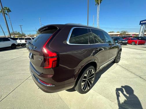 2025 Volvo XC90 B6 Ultra