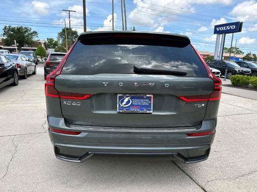 2026 Volvo XC60 Plug-In Hybrid T8 Plus