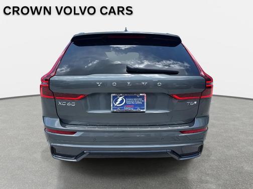 2026 Volvo XC60 Plug-In Hybrid T8 Plus
