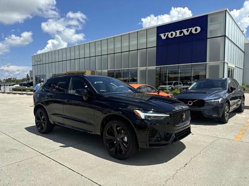 2026 Volvo XC60 Plug-In Hybrid T8 Ultra Black Edition