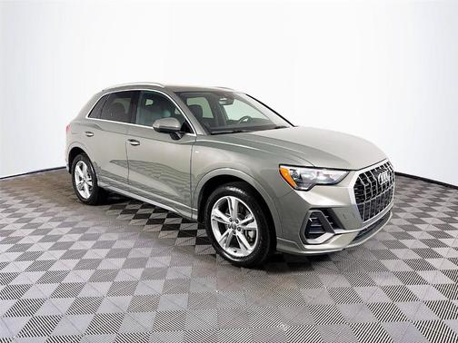 Chronos Gray Metallic 2020 Audi Q3 45 S line Premium