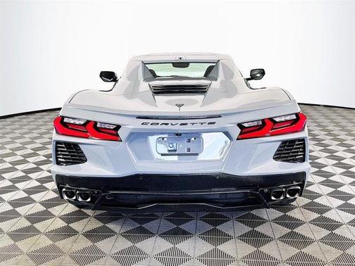 2025 Chevrolet Corvette Stingray w/2LT