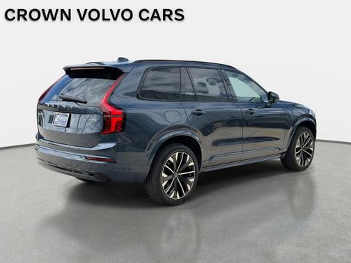 Denim Blue 2026 Volvo XC90 B6 Ultra Dark Theme 7-Seater