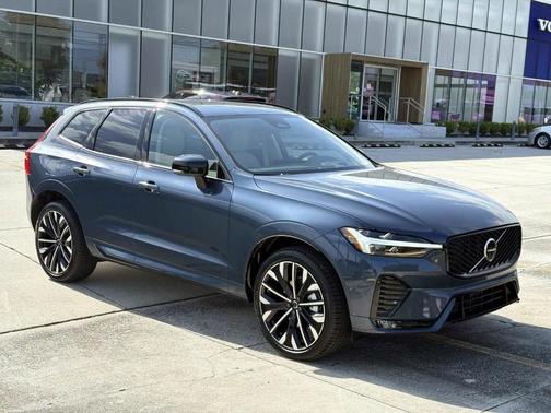 Denim Blue 2026 Volvo XC60 B5 Ultra
