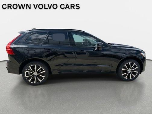 2025 Volvo XC60 B5 Plus