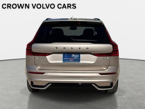 2026 Volvo XC60 Plug-In Hybrid T8 Core