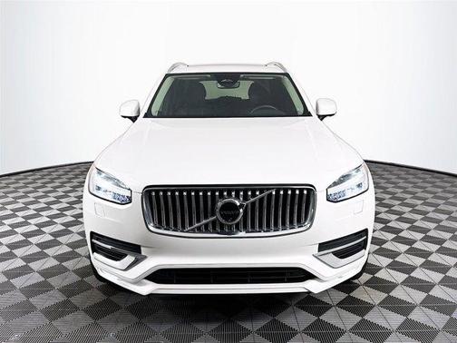 2024 Volvo XC90 B6 Plus Bright Theme 7-Seater