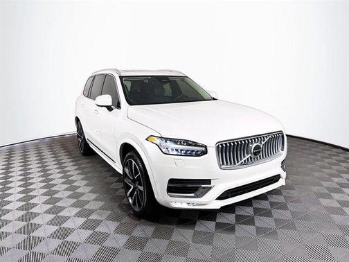 2024 Volvo XC90 B6 Plus Bright Theme 7-Seater