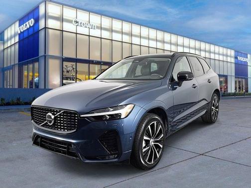 2024 Volvo XC60 B5 Plus Dark Theme