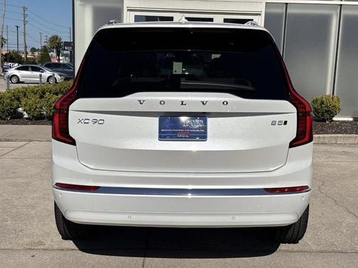 2026 Volvo XC90 B5 Plus 7-Seater