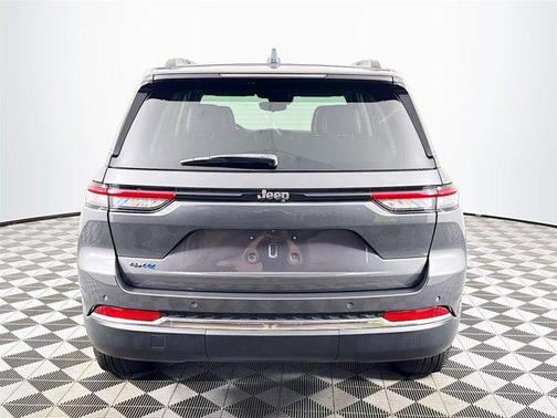 2022 Jeep Grand Cherokee 4xe Base