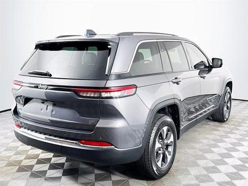 2022 Jeep Grand Cherokee 4xe Base