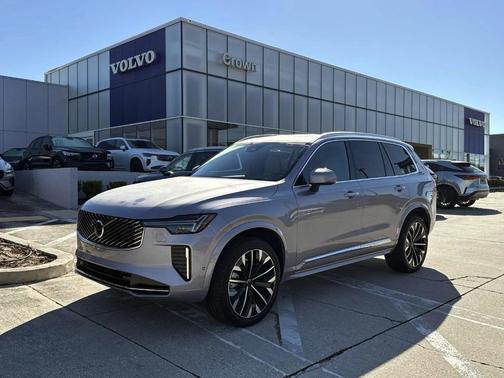 2026 Volvo XC90 B6 Plus 7-Seater