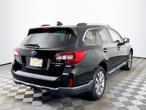 2017 Subaru Outback 3.6R Touring