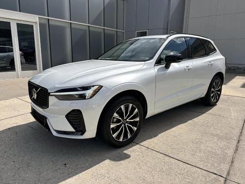 2025 Volvo XC60 B5 Core