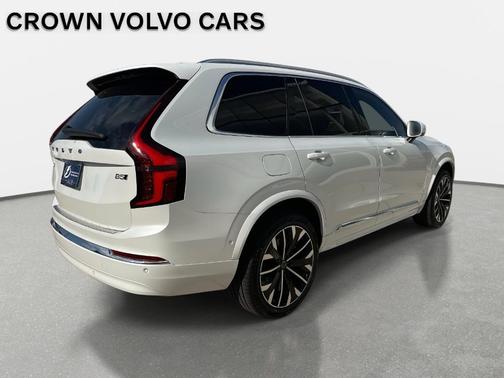 2026 Volvo XC90 B5 Plus 7-Seater
