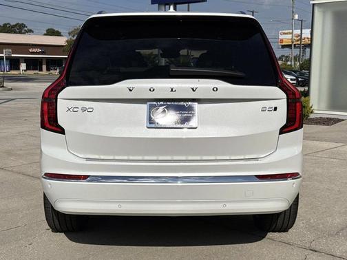 2026 Volvo XC90 B5 Plus 7-Seater