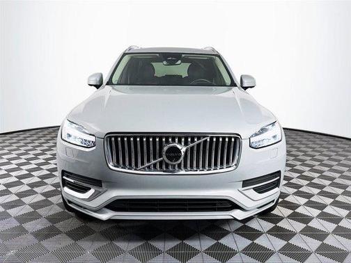 2024 Volvo XC90 Recharge Plug-In Hybrid T8 Ultimate Bright Theme 7-Seater