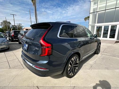 2025 Volvo XC90 B6 Ultra