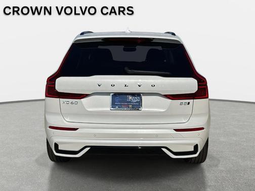 2026 Volvo XC60 B5 Ultra