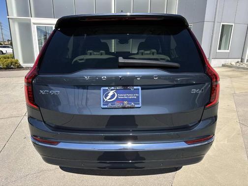 2026 Volvo XC90 B6 Ultra 7-Seater