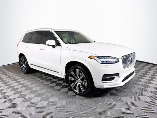 2023 Volvo XC90 B6 Ultimate 7-Seater