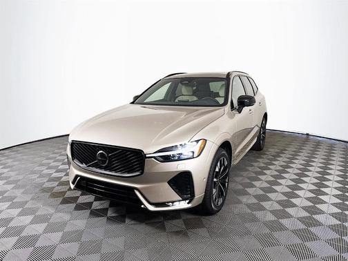 2026 Volvo XC60 B5 Plus