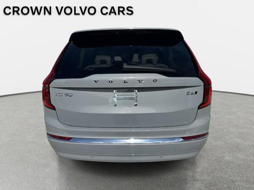 2026 Volvo XC90 B6 Ultra 7-Seater