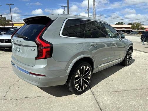 2026 Volvo XC90 B6 Ultra 7-Seater