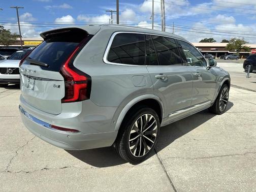 2026 Volvo XC90 B6 Ultra 7-Seater