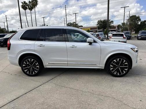 2026 Volvo XC90 B6 Plus 7-Seater