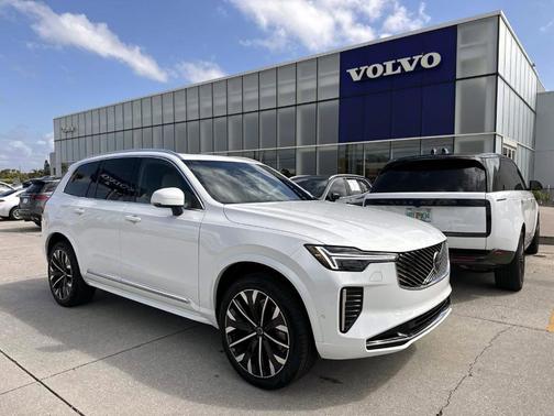 2026 Volvo XC90 B6 Plus 7-Seater