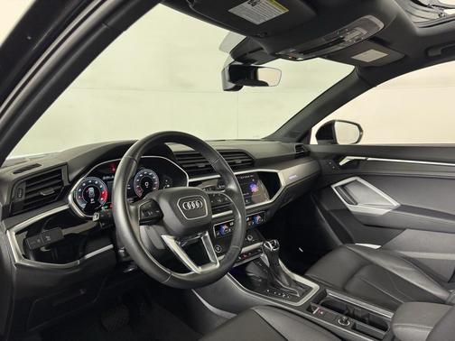 2023 Audi Q3 45 S line Premium Plus