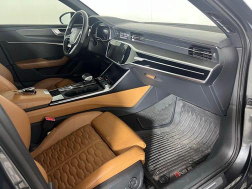 Daytona Gray 2021 Audi RS 6 Avant 4.0T