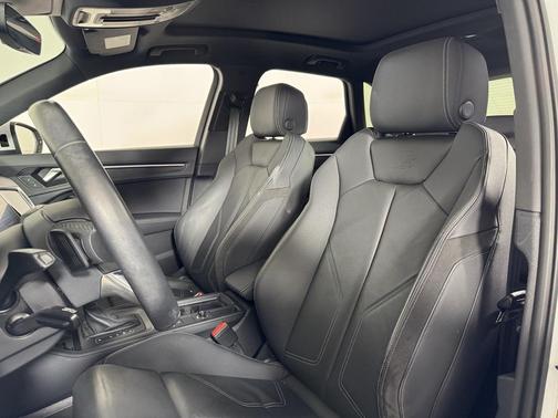 2022 Audi Q3 45 S line Premium Plus