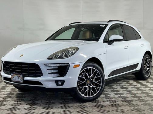 Carrara White Metallic 2018 Porsche Macan Macan