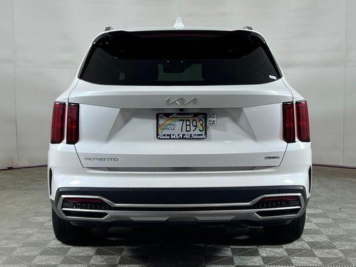 Snow White Pearl 2023 Kia Sorento Plug-In Hybrid SX Prestige