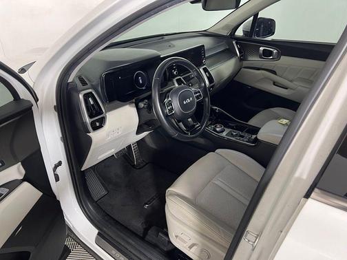 Snow White Pearl 2023 Kia Sorento Plug-In Hybrid SX Prestige
