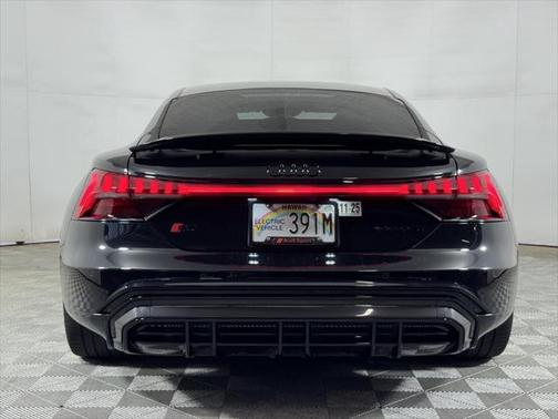 2022 Audi RS e-tron GT quattro