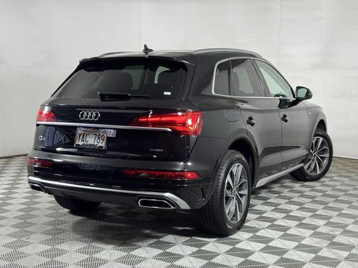 2025 Audi Q5 45 S line Premium Plus