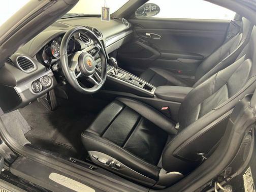 2017 Porsche 718 Boxster Base