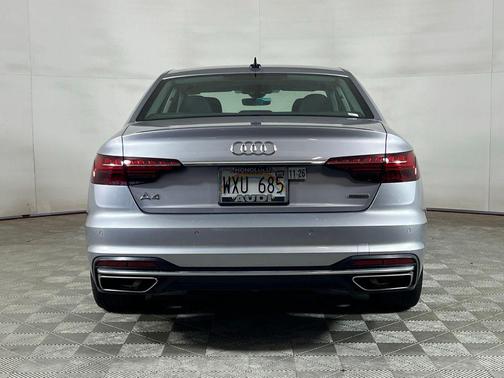 Florett Silver Metallic 2023 Audi A4 40 Premium Plus