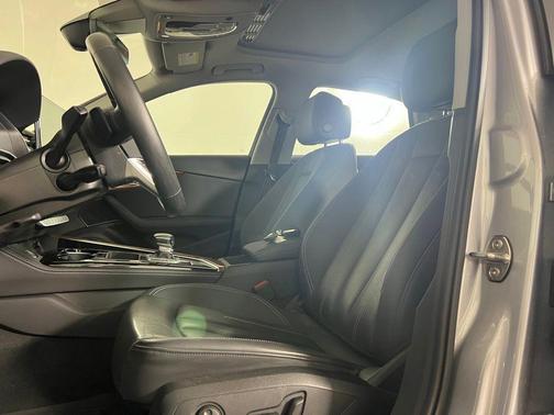 Florett Silver Metallic 2023 Audi A4 40 Premium Plus