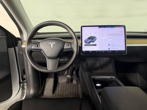 A 2021 Tesla Model Y Long Range Dual Motor All-Wheel Drive